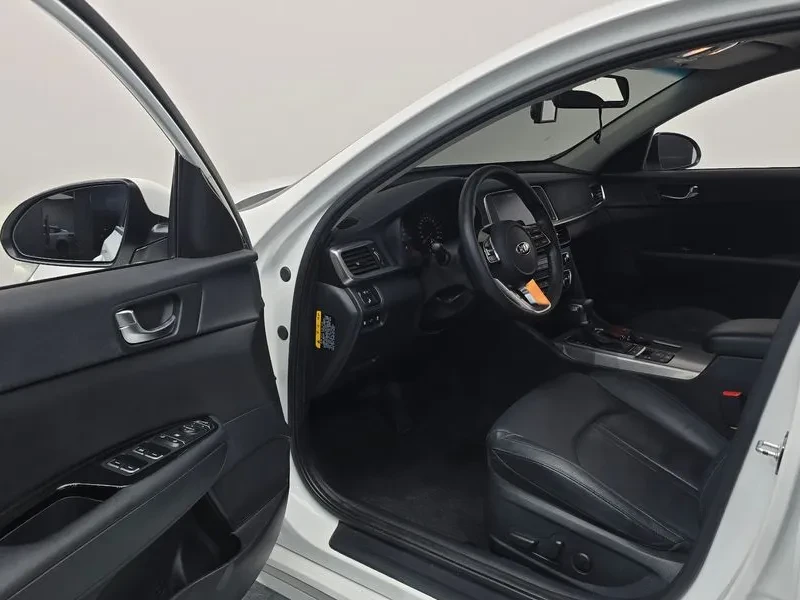 Kia K5 Hybrid 2Nd Generation Noblesse, снимка 9 - Автомобили и джипове - 56354755
