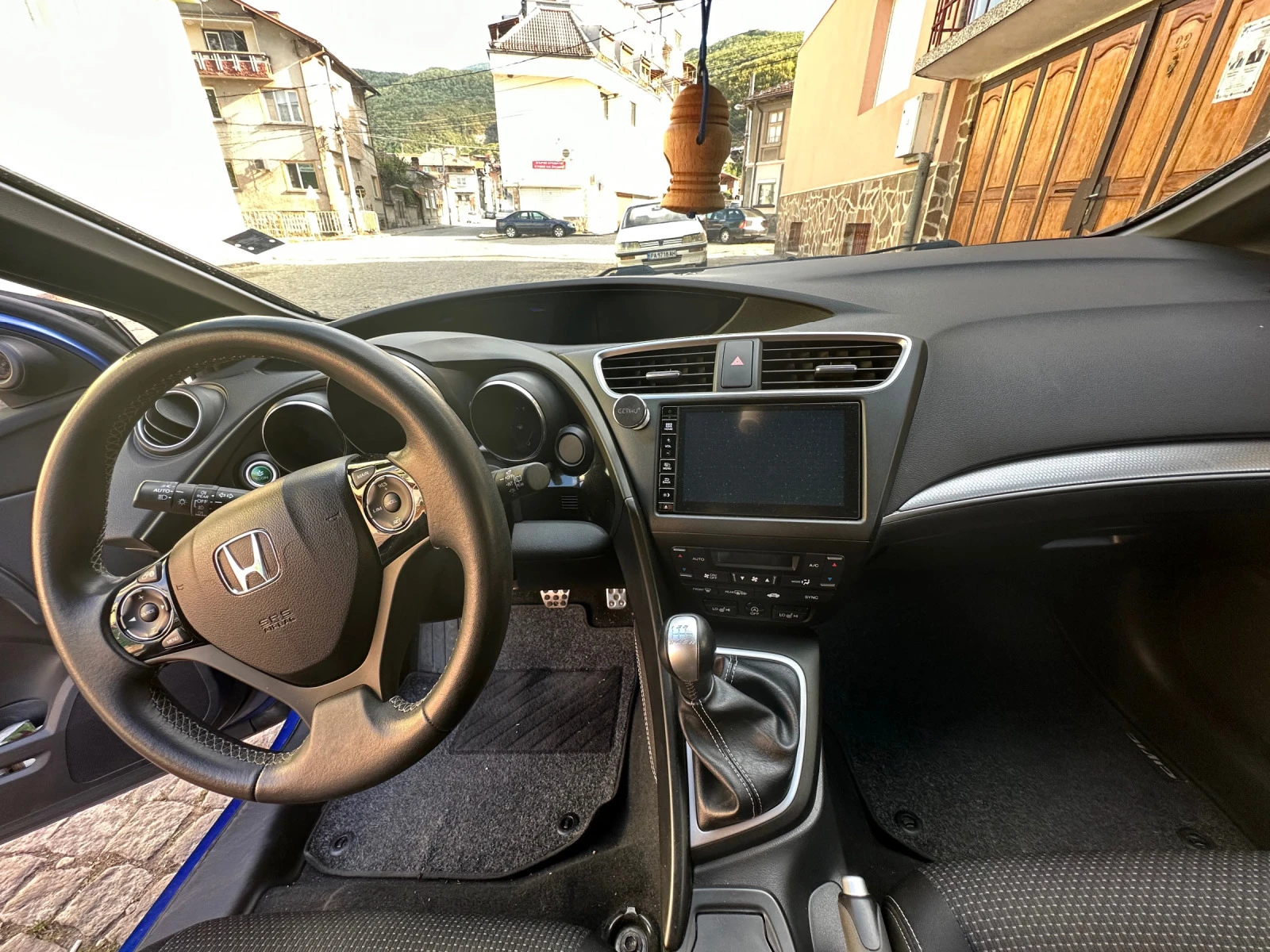 Honda Civic 9 - изображение 10