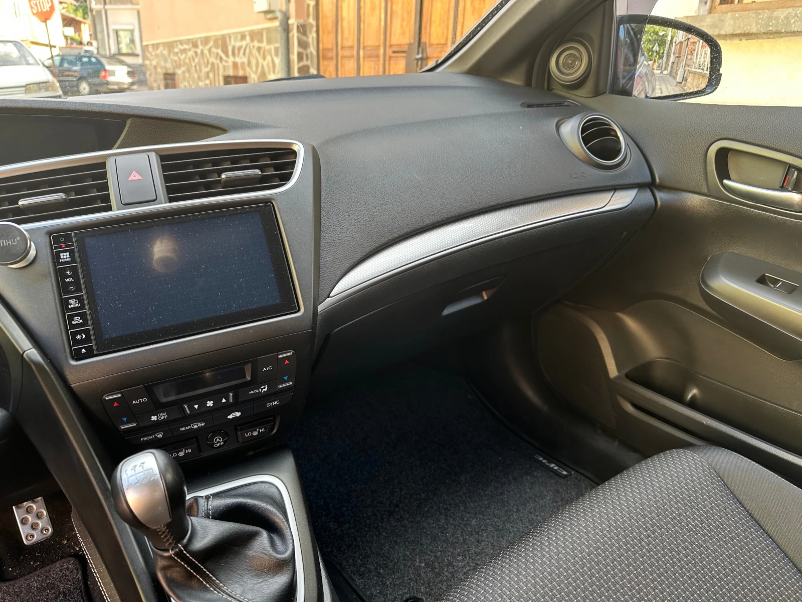 Honda Civic 9 - изображение 8