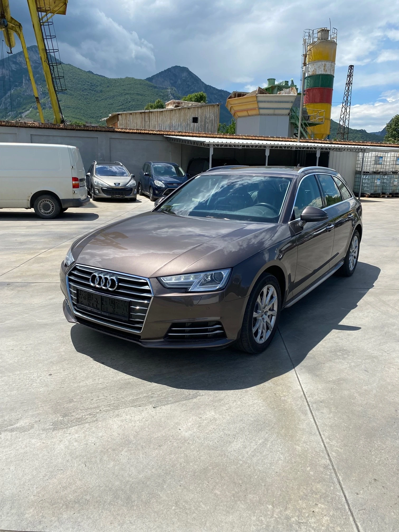 Audi A4 Avant - 2.0 TDi/150 конски сили - изображение 3