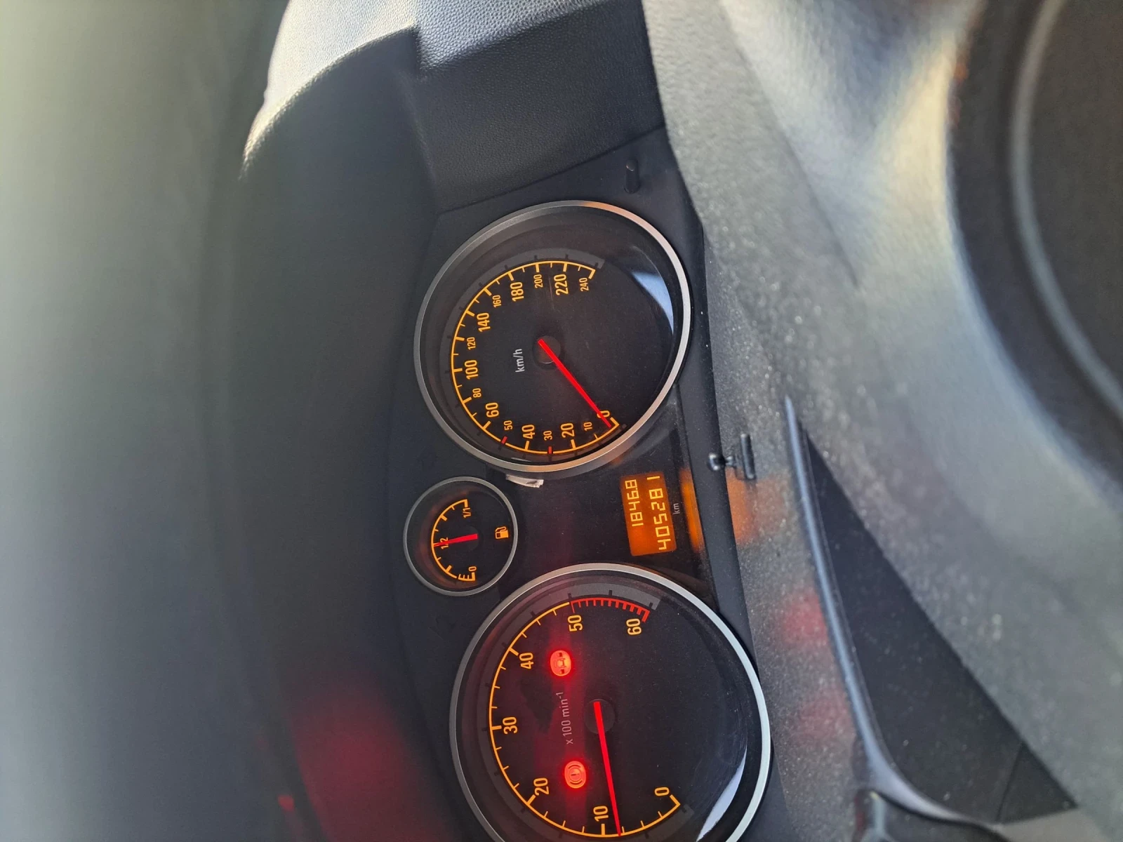 Opel Astra 1.9CDTI - изображение 9