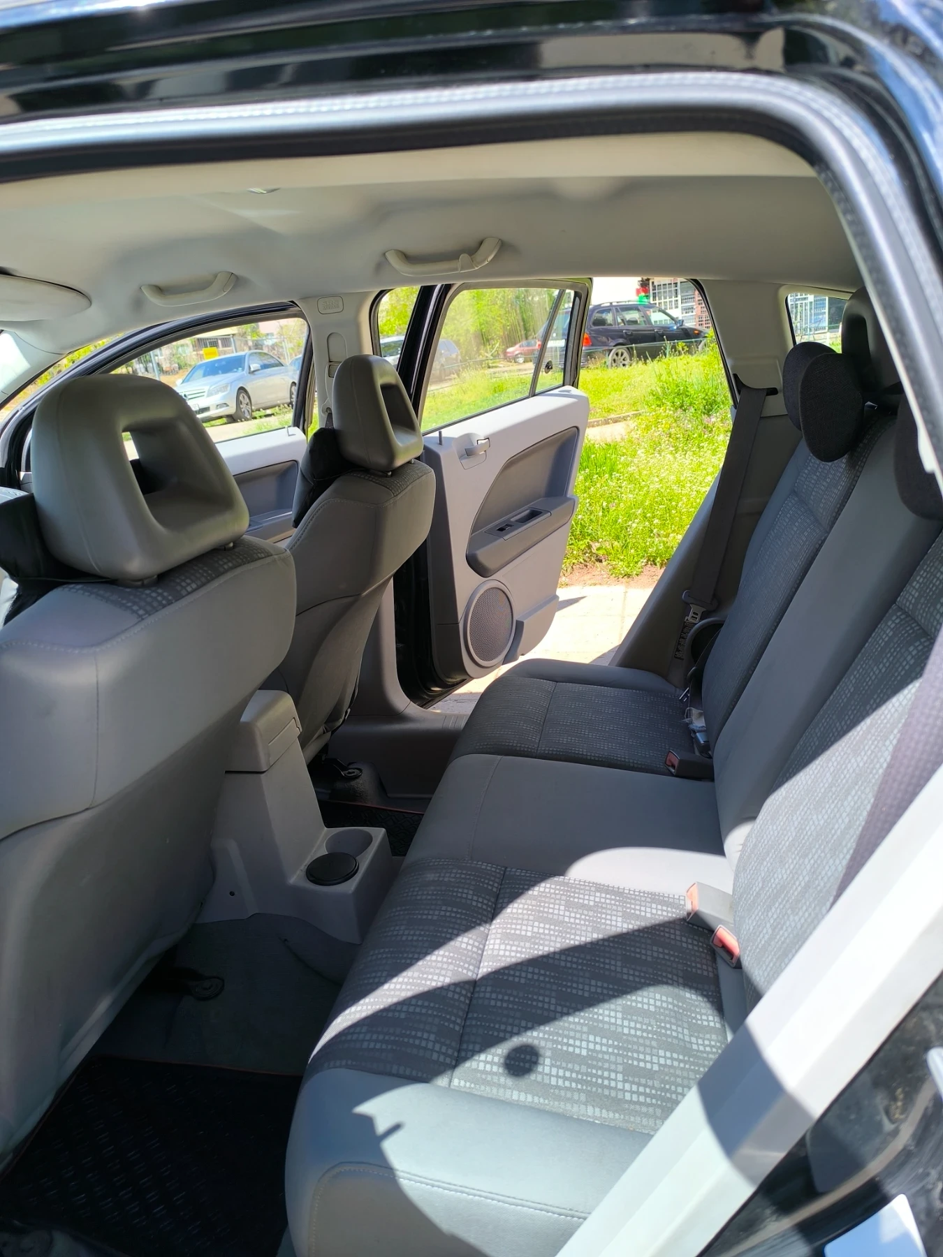 Dodge Caliber 2.0 CRD - изображение 8