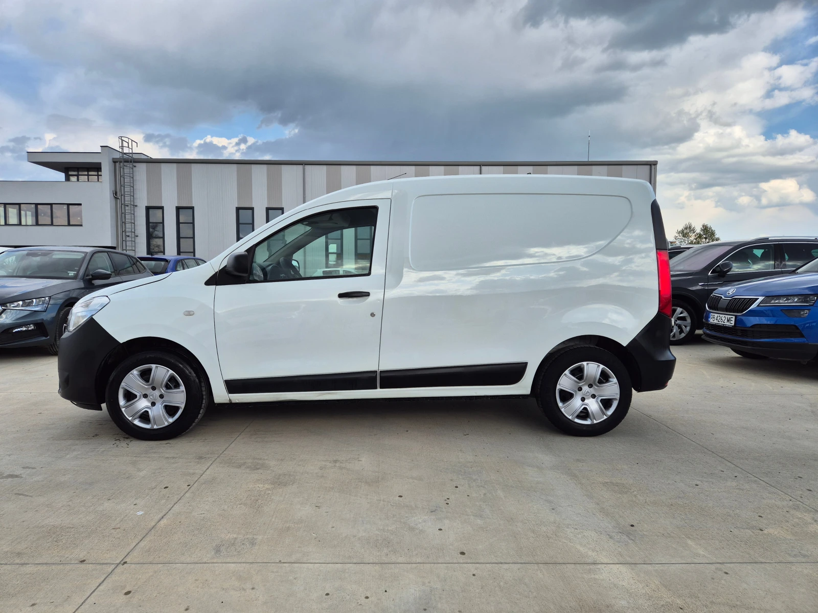 Dacia Dokker N-1-1.5DCI-6 скорости - изображение 2
