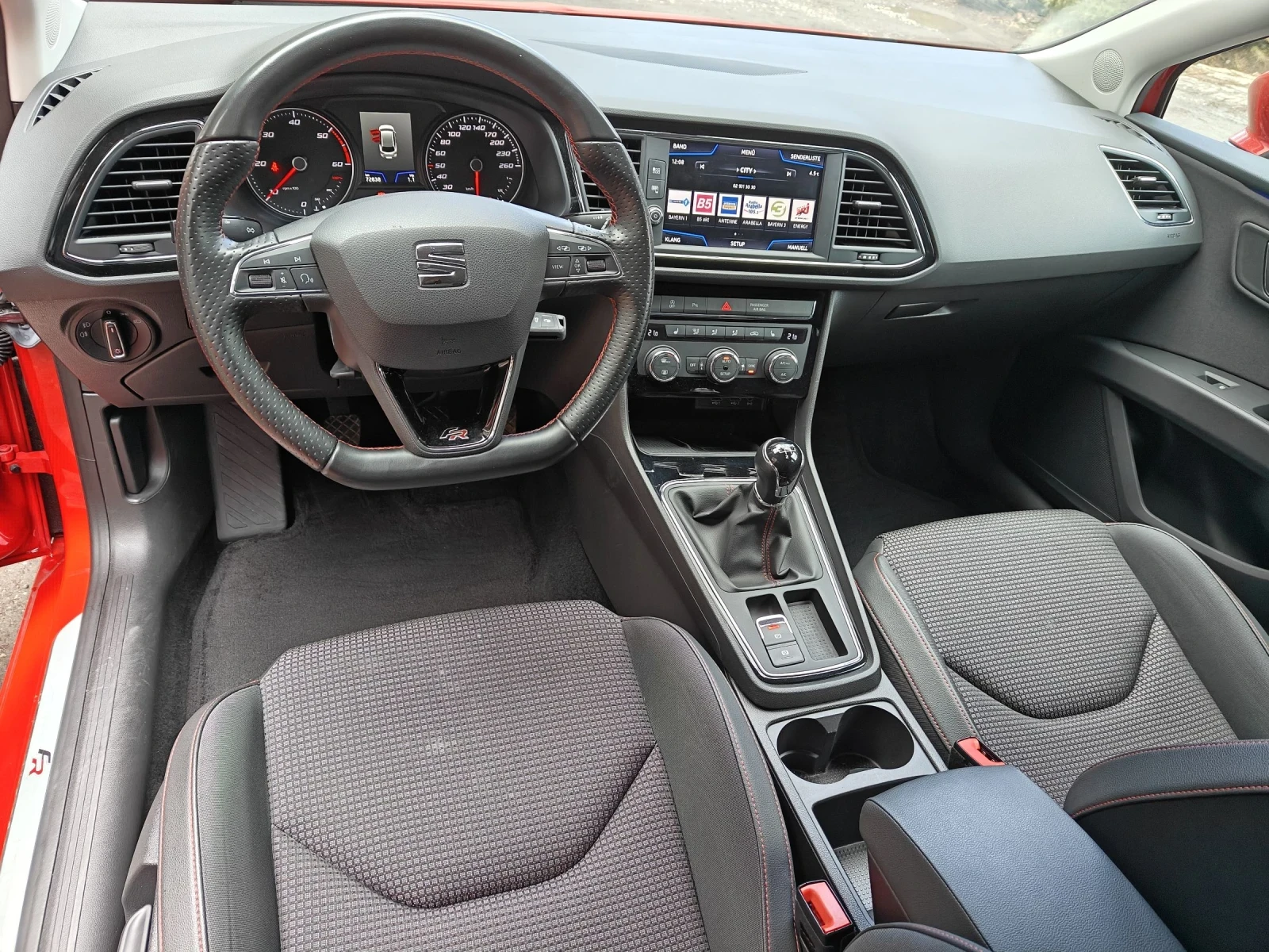 Seat Leon ST 1.6 FR - изображение 10