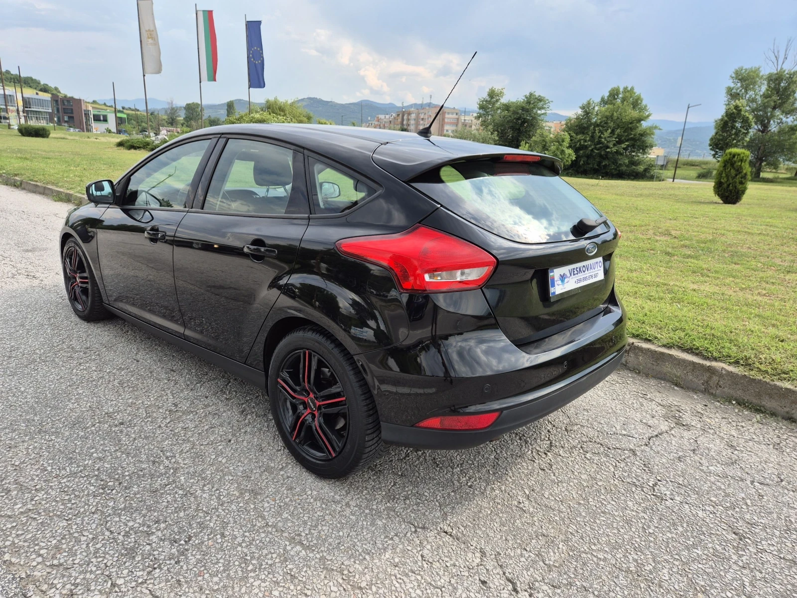 Ford Focus 1.5 - изображение 6
