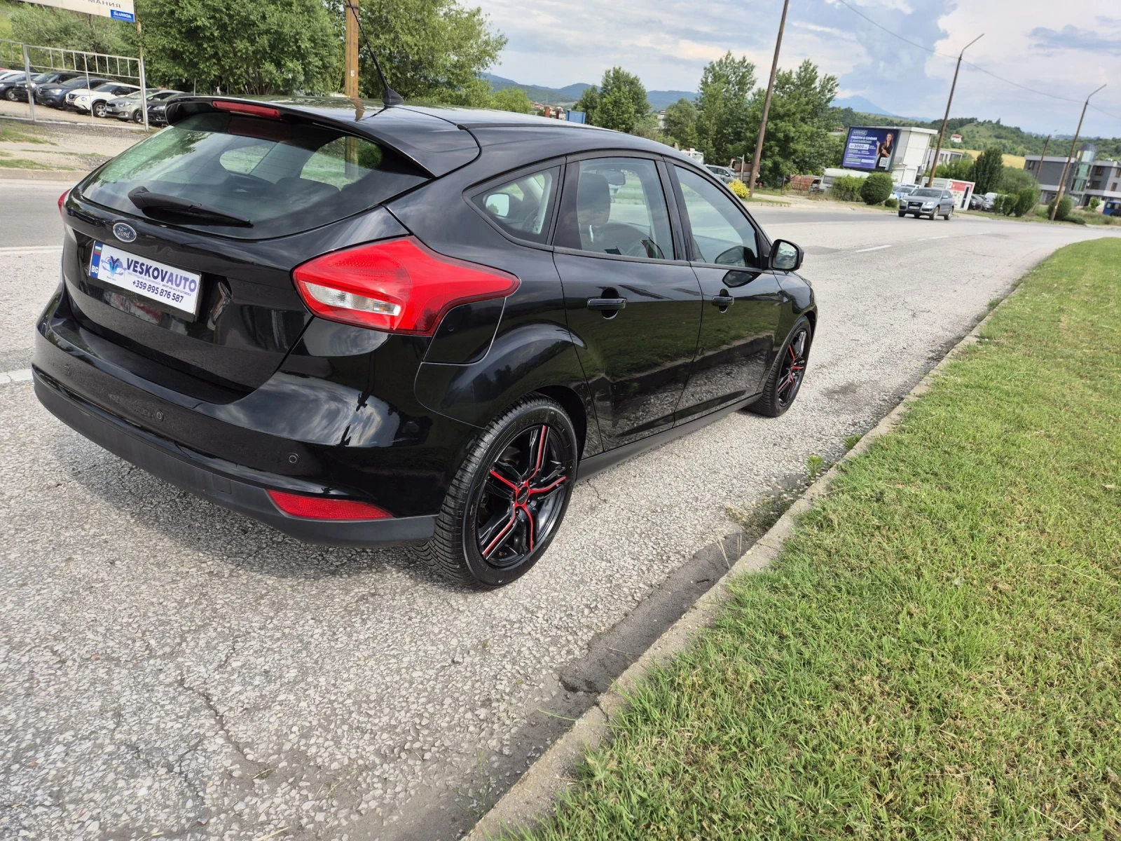 Ford Focus 1.5 - изображение 5