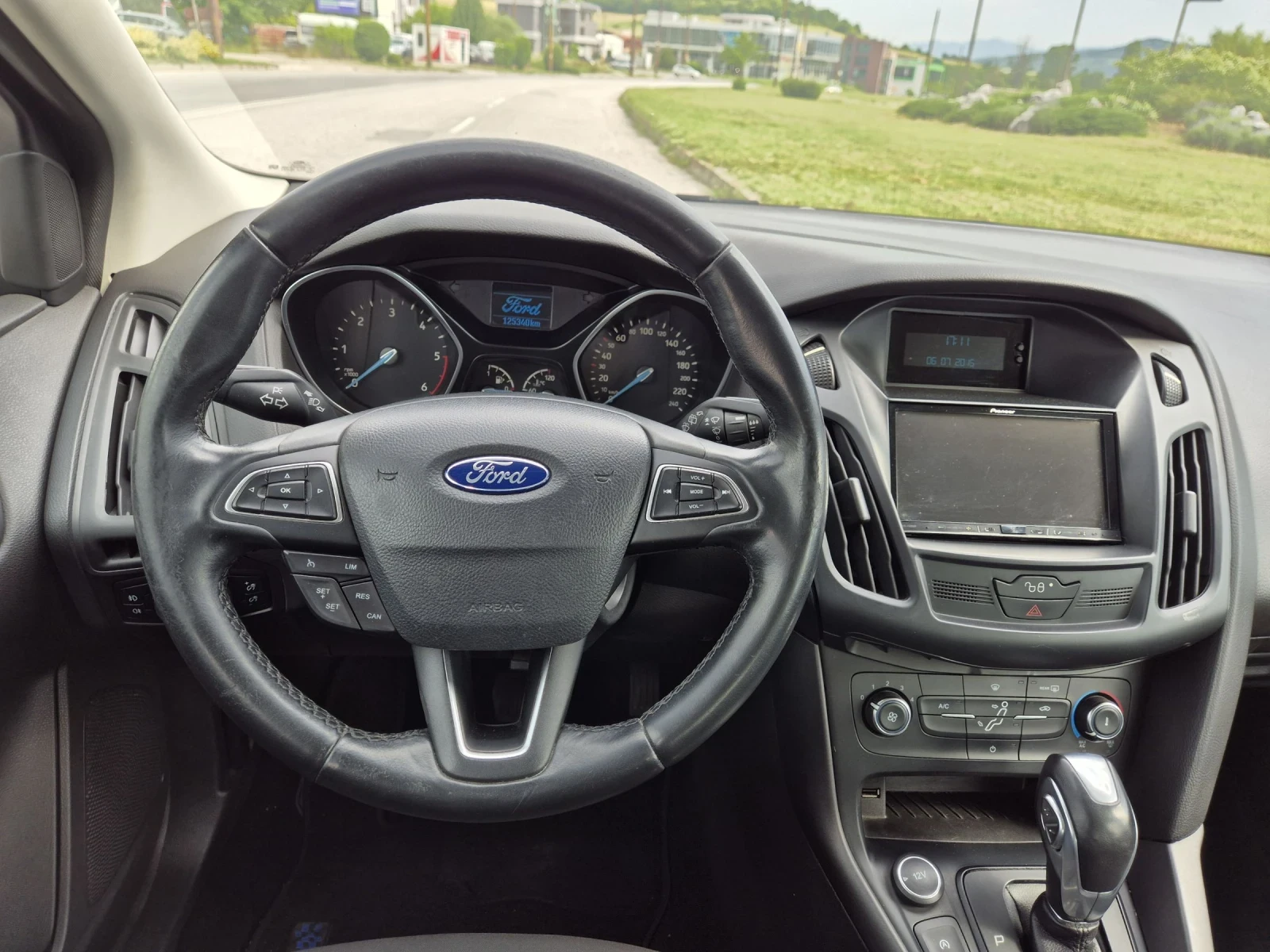 Ford Focus 1.5 - изображение 8