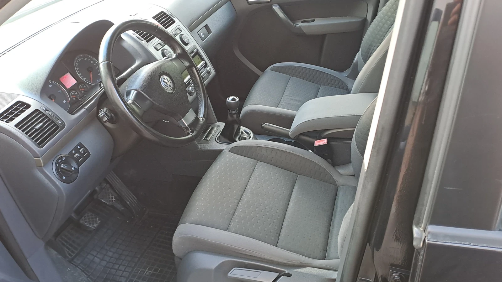 VW Touran 1.9 TDI FACE - изображение 8