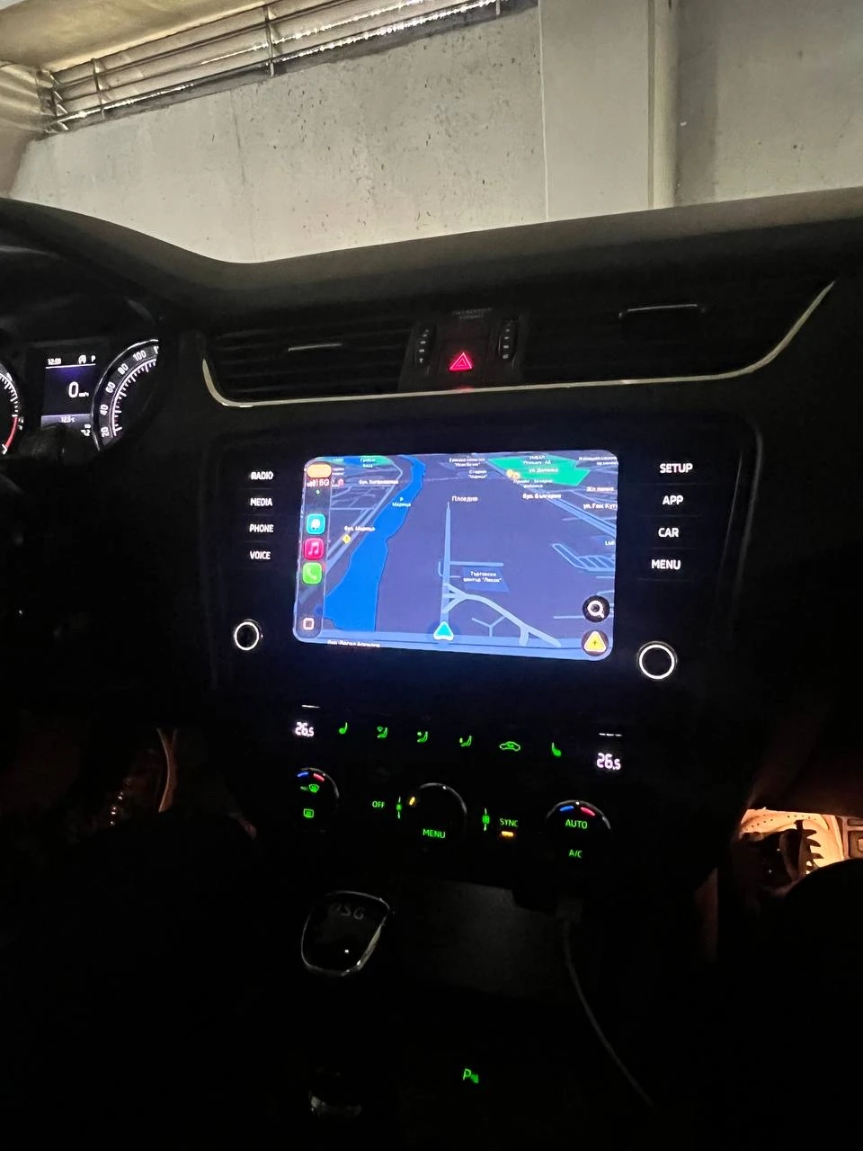 Skoda Octavia 94000км.2.0 ДИЗЕЛ 150K.C.АВТОМАТ 7ск., снимка 12 - Автомобили и джипове - 53505771