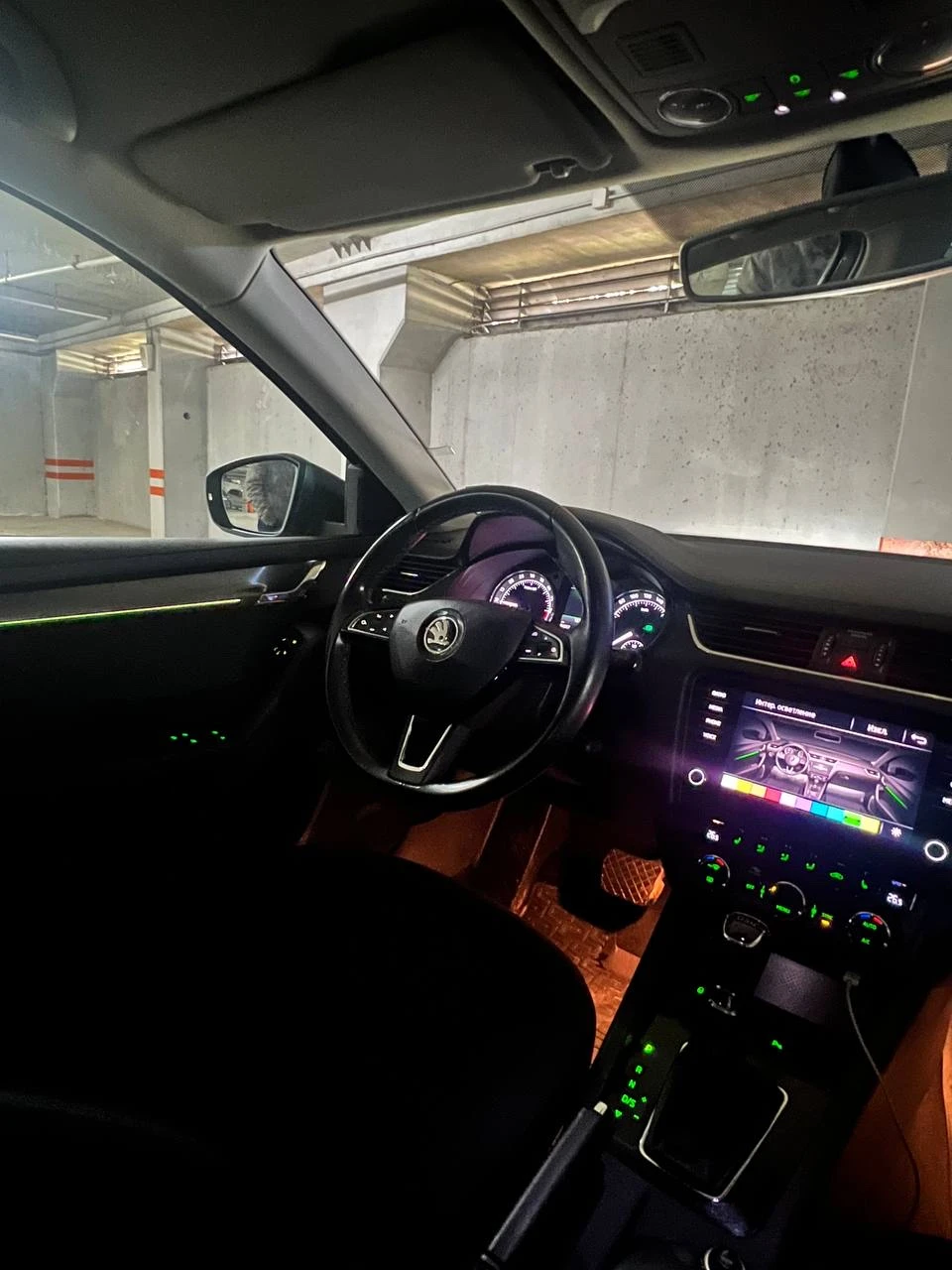 Skoda Octavia 94000км.2.0 ДИЗЕЛ 150K.C.АВТОМАТ 7ск., снимка 13 - Автомобили и джипове - 53505771