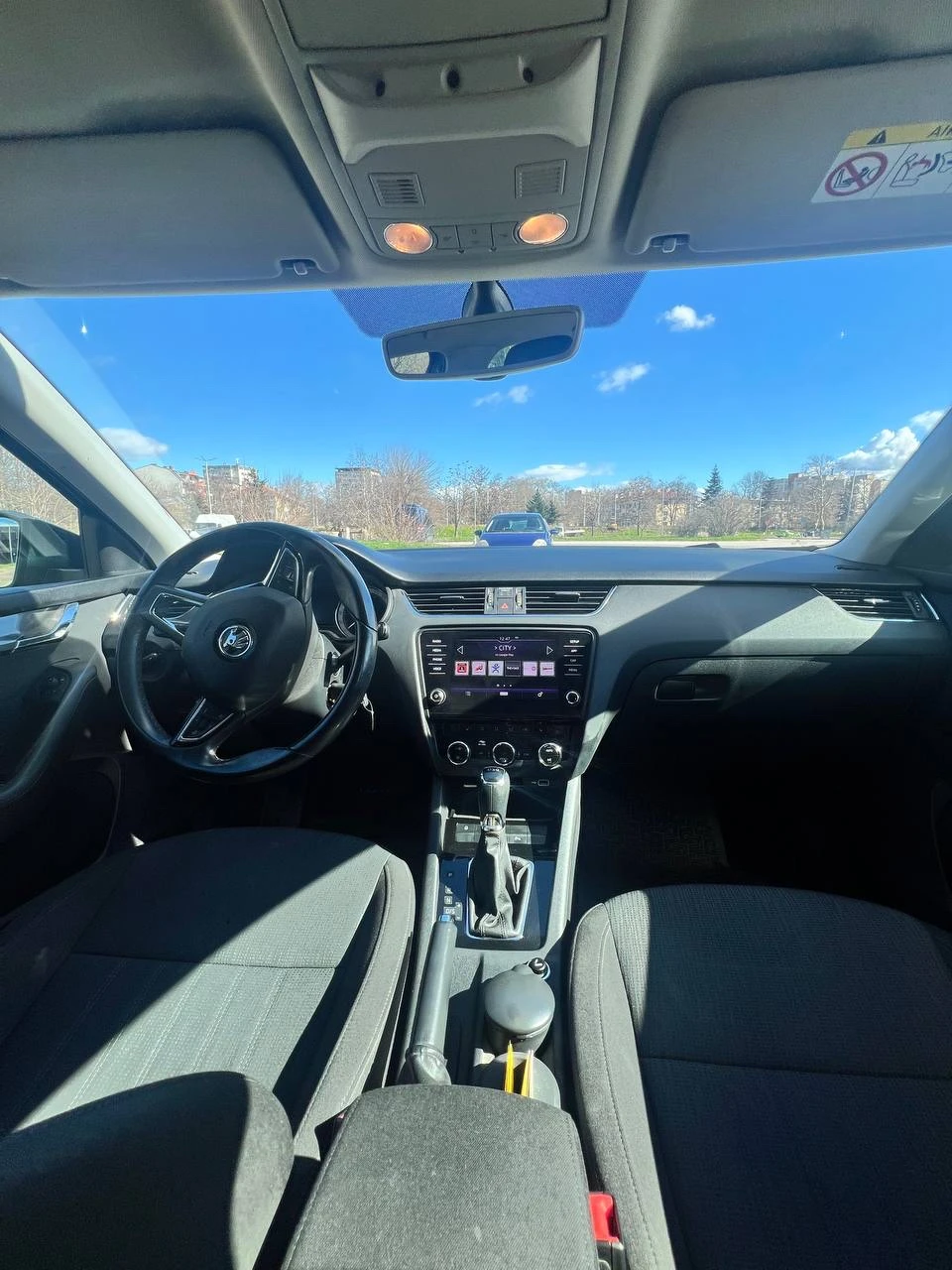 Skoda Octavia 94000км.2.0 ДИЗЕЛ 150K.C.АВТОМАТ 7ск., снимка 11 - Автомобили и джипове - 53505771