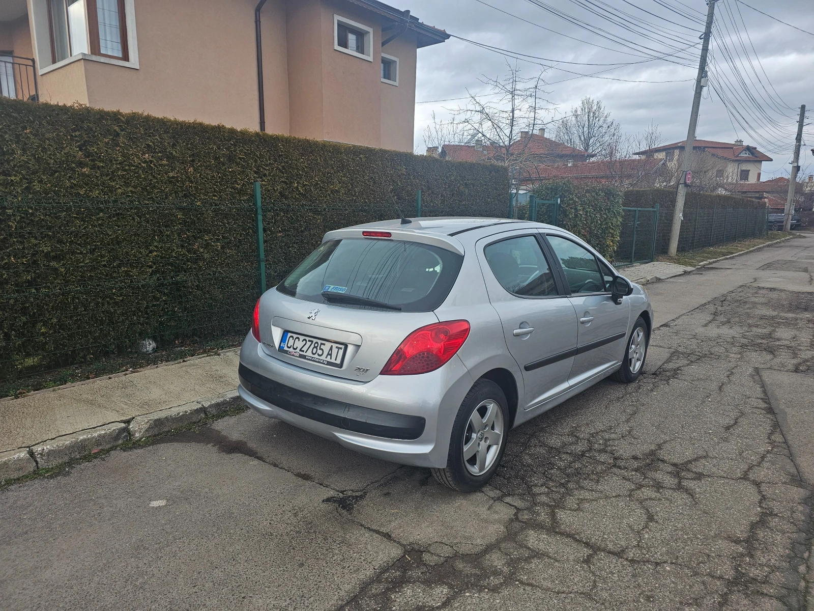 Peugeot 207 Газ-инж-Гаражно, снимка 10 - Автомобили и джипове - 54312576