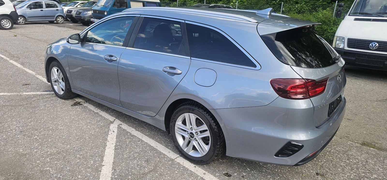 Kia Ceed 1.6CRDI Distronic Kamera Холандия , снимка 3 - Автомобили и джипове - 54683220