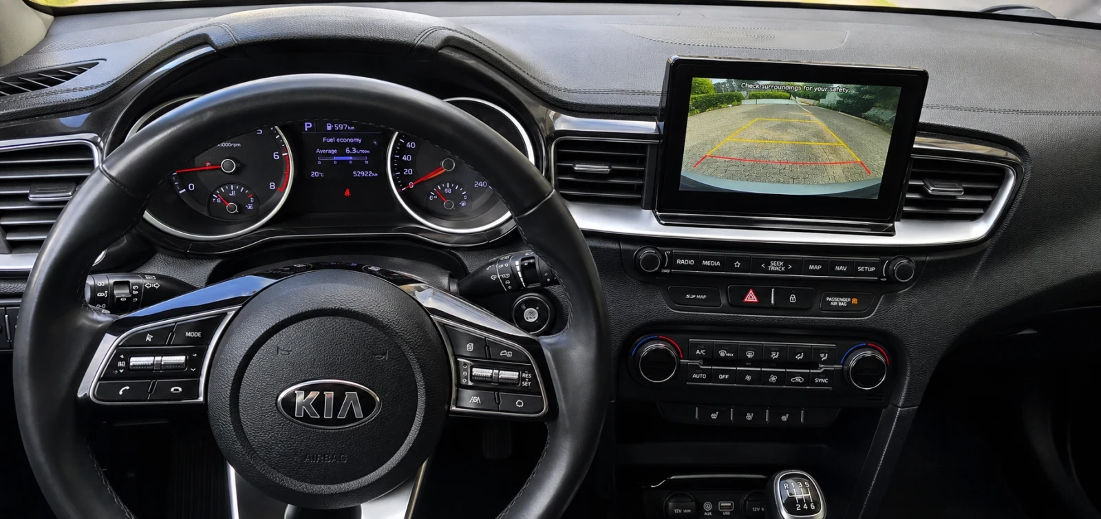 Kia Ceed 1.6CRDI Distronic Kamera ��������  | Mobile.bg � ����������� 9