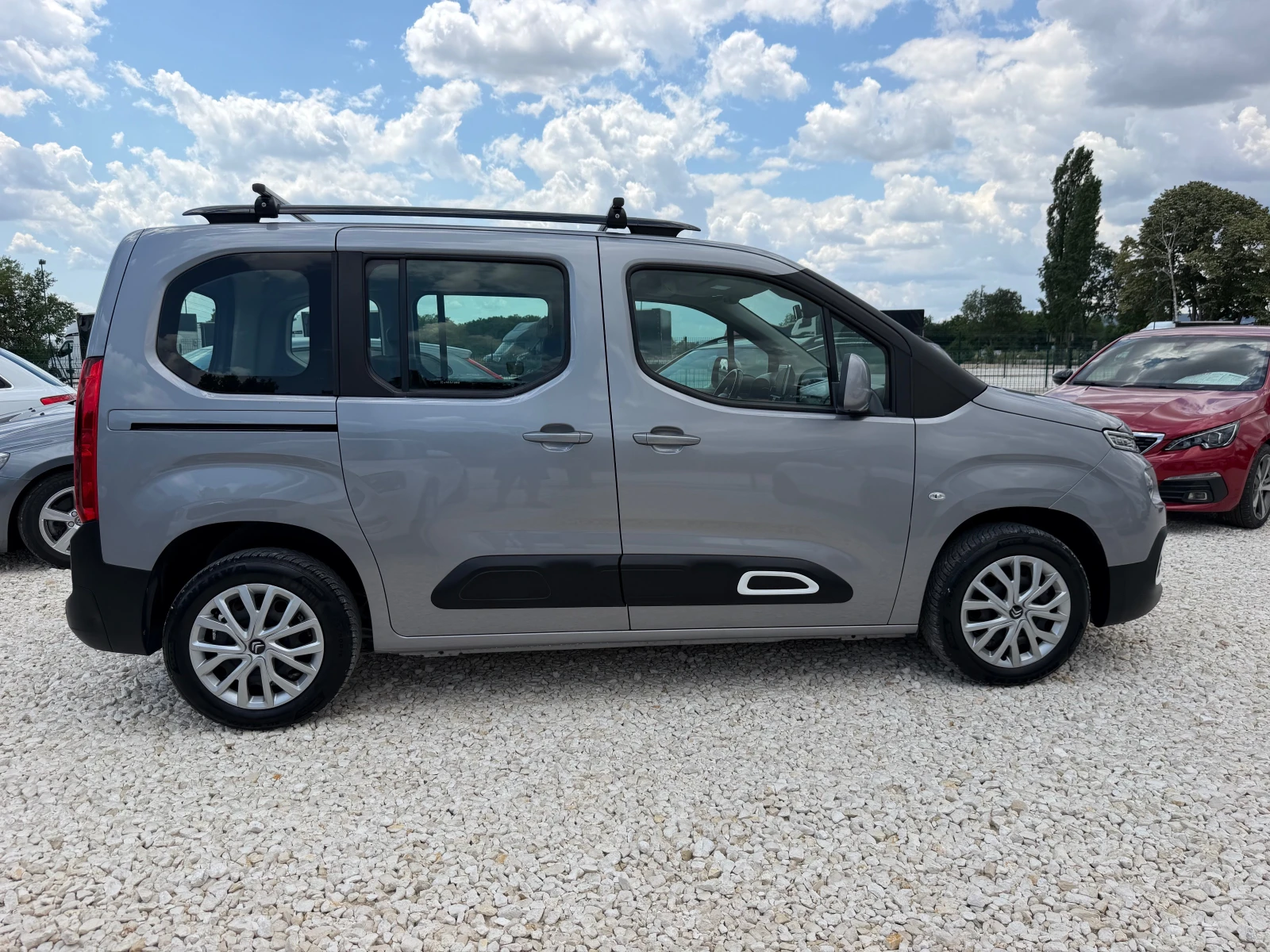Citroen Berlingo BlueHDI SHINE CAR PLAY ANDROID AUTO HEAD UP, снимка 7 - Автомобили и джипове - 55187906