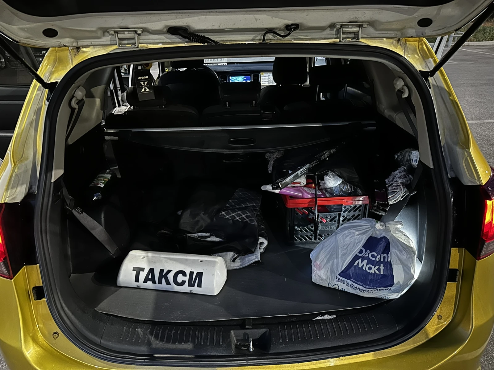 Kia Carens 1.7CRDI, снимка 11 - Автомобили и джипове - 55711626