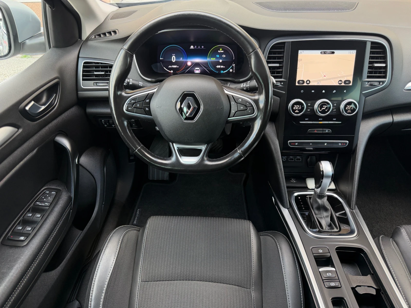 Renault Megane 1.6E-TECH PLUG-IN HYBRID 160 �.�.�������� | Mobile.bg � ����������� 9