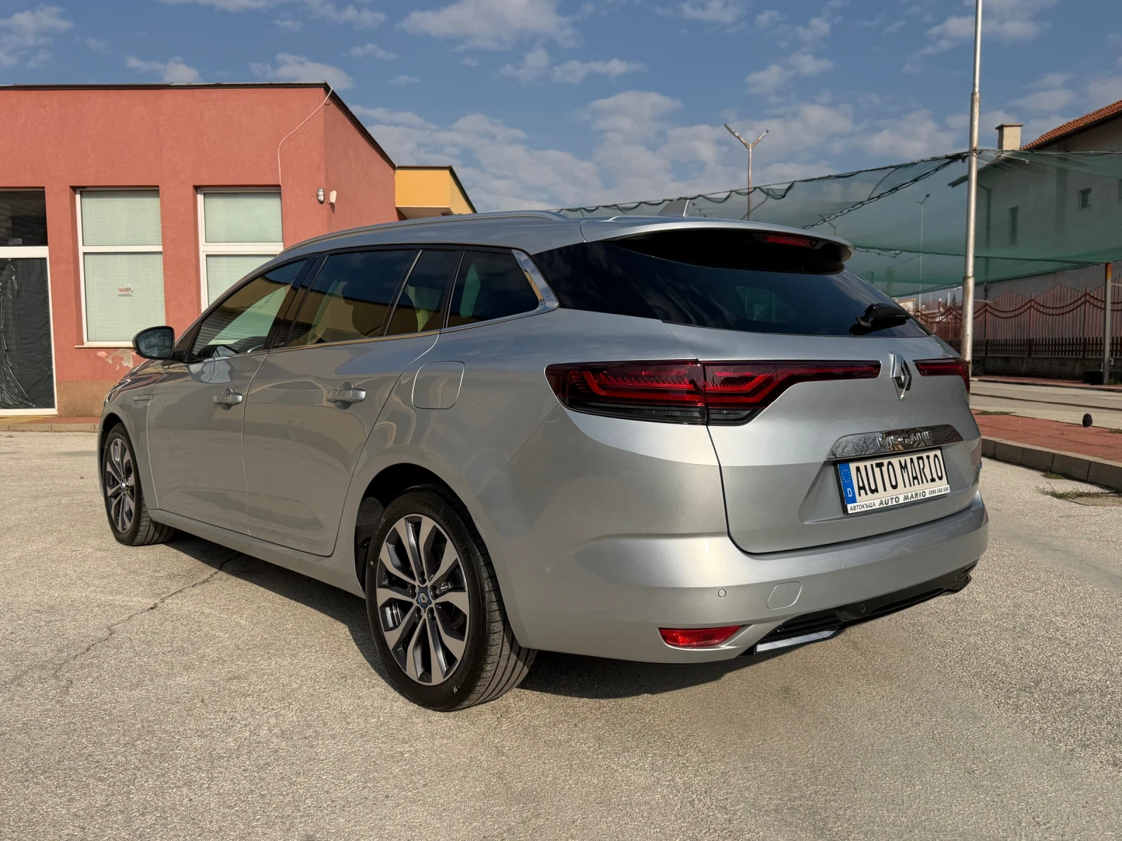 Renault Megane 1.6E-TECH PLUG-IN HYBRID 160 �.�.�������� | Mobile.bg � ����������� 3