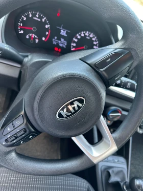 Kia Stonic 1.2i 5MT  LX , снимка 11