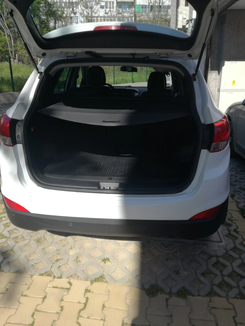 Hyundai IX35 1.6, снимка 5 - Автомобили и джипове - 48090856