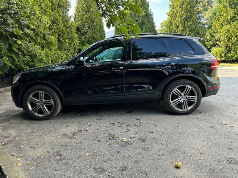 VW Touareg, снимка 15 - Автомобили и джипове - 49303434