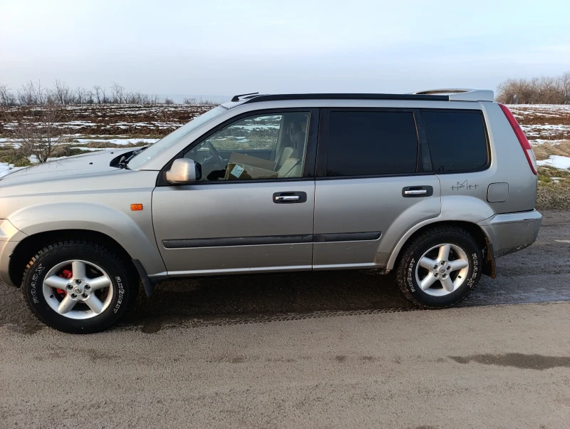 Nissan X-trail 2.0i газ/бензин, снимка 5 - Автомобили и джипове - 49338828