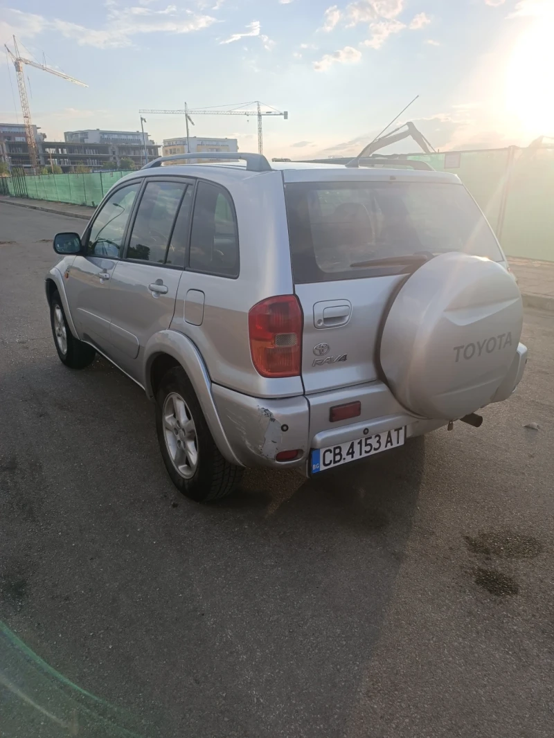 Toyota Rav4, снимка 5 - Автомобили и джипове - 51782576