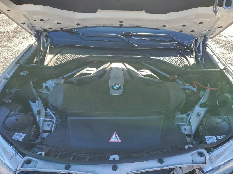 BMW X5 XDRIVE50I* Кожа* Подгрев* Keyless* , снимка 12 - Автомобили и джипове - 53224592
