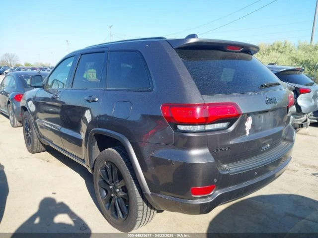 Jeep Grand cherokee LAREDO X 4X4 Подгреви Шибедах, снимка 2 - Автомобили и джипове - 54338088