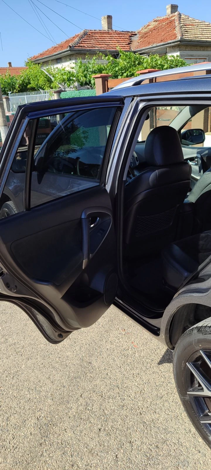 Toyota Rav4 | Mobile.bg � ����������� 10