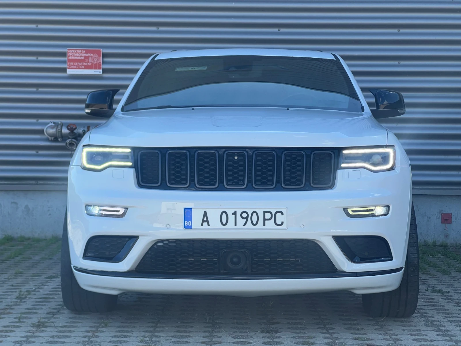 Jeep Grand cherokee 5.7 ГАЗ ИСТОРИЯ , снимка 1
