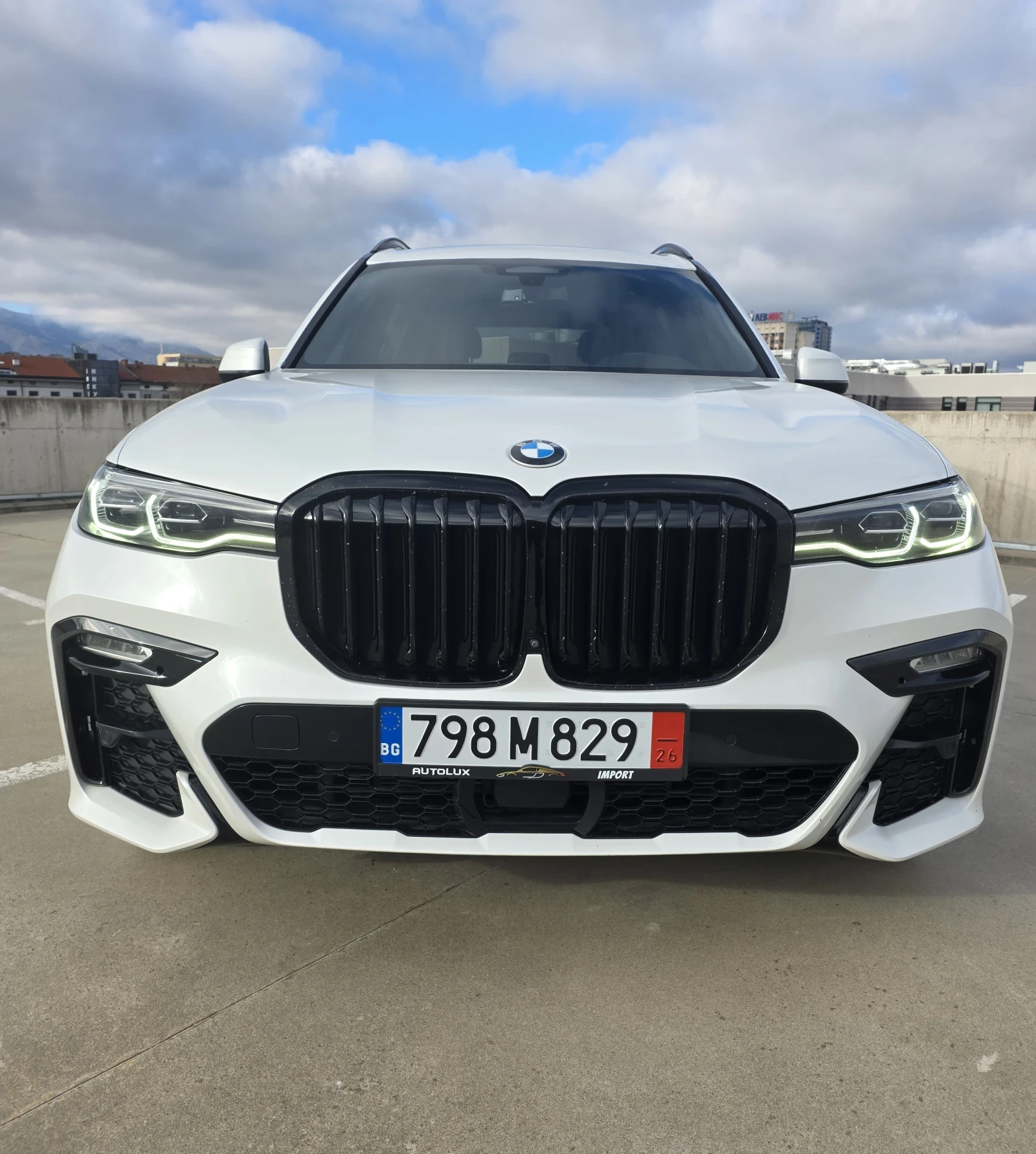 BMW X7 M40i M-Pack/Bowers&Willkins/Diamond/Headup/Distr/7, снимка 1