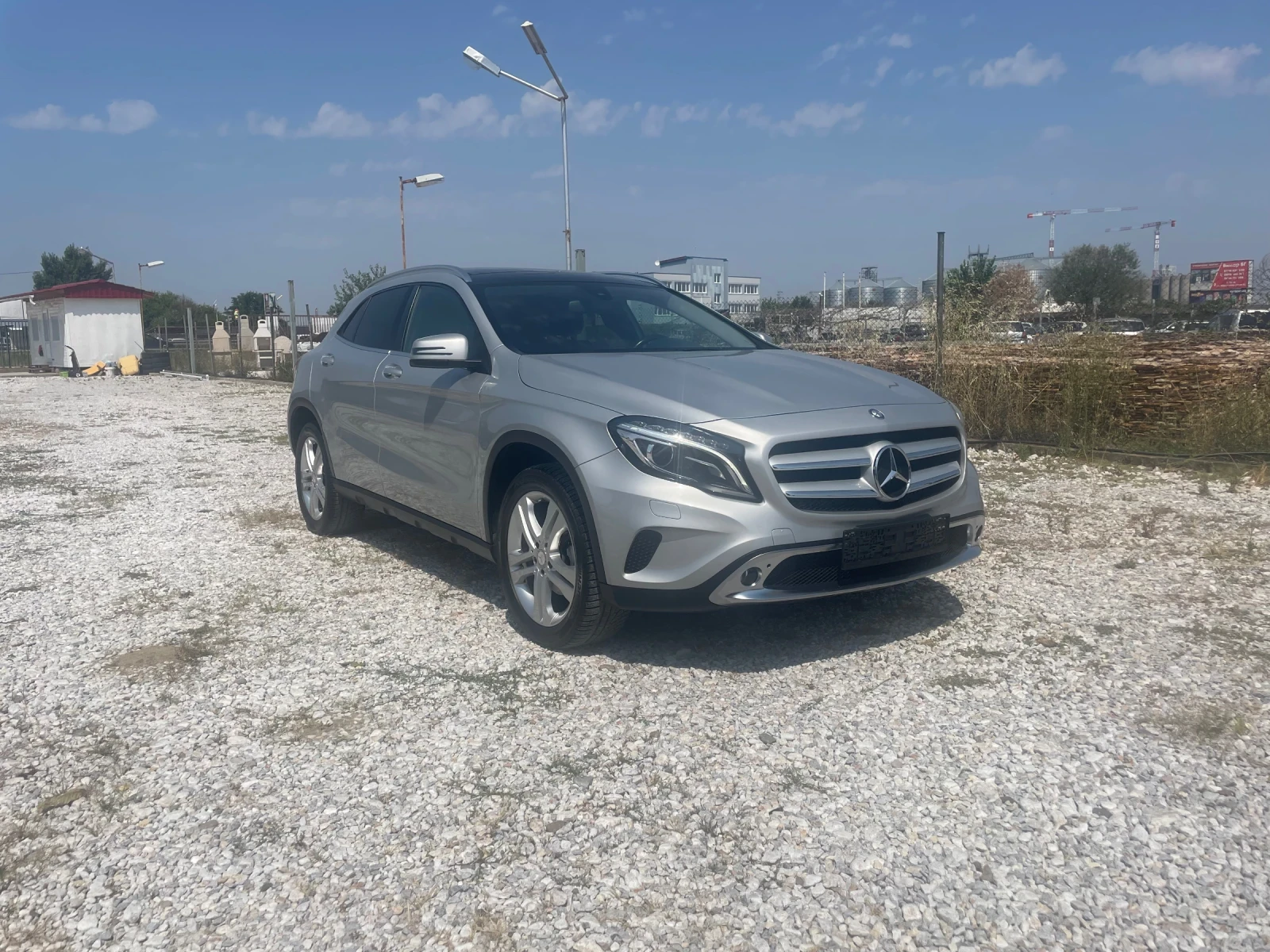Mercedes-Benz GLA 200  - изображение 2