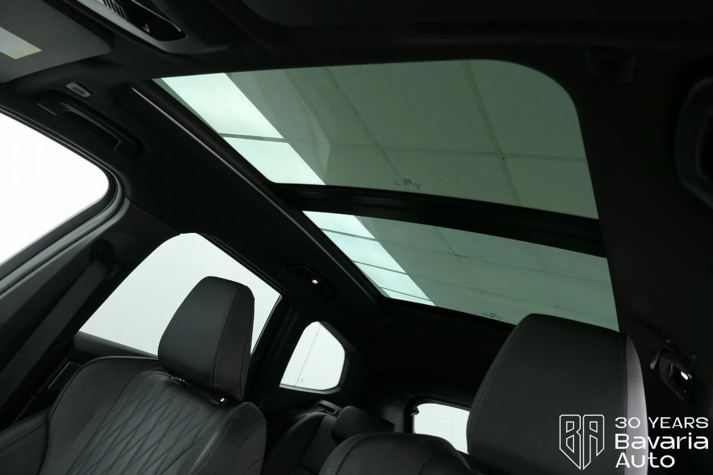 BMW iX1 30 xDrive Automatic | Mobile.bg   9