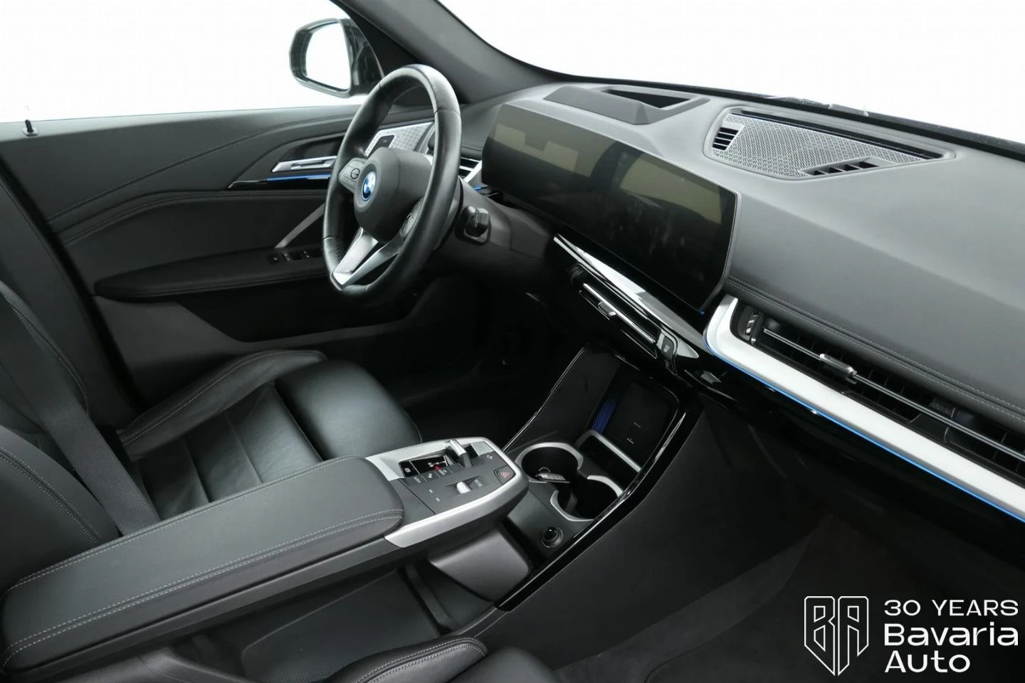 BMW iX1 30 xDrive Automatic | Mobile.bg   7