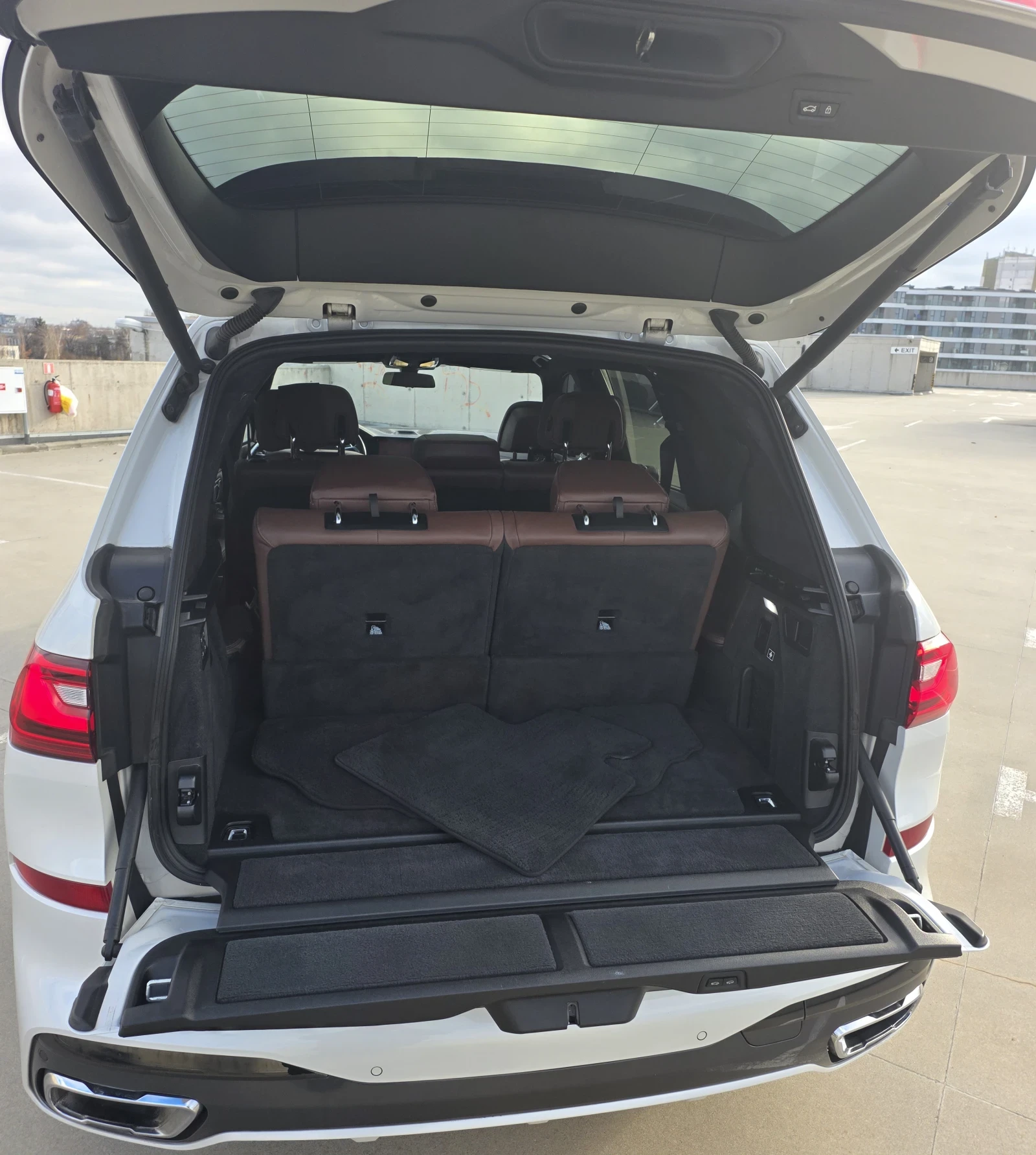 BMW X7 M40i M-Pack/Bowers&Willkins/Diamond/Headup/Distr/7 | Mobile.bg � ����������� 16