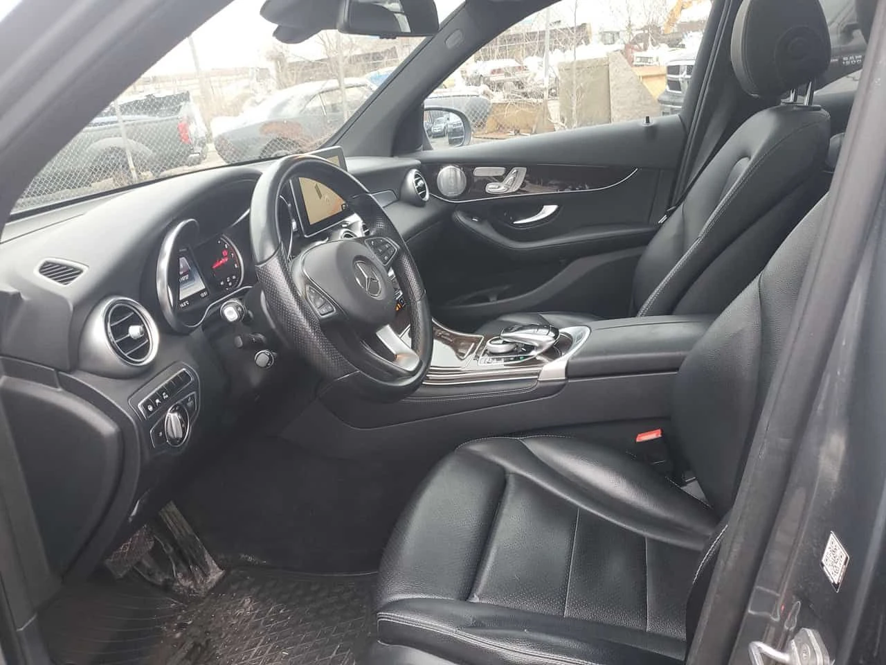 Mercedes-Benz GLC * 4MATIC 4dr 300 * CARFAX * ���� �� �� | Mobile.bg � ����������� 5
