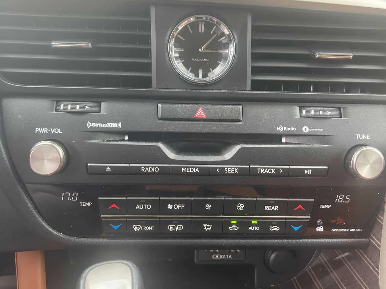 Lexus RX * 350L * АВТОКРЕДИТ БЕЗ ПЪРВОНАЧАЛНА ВНОСКА* , снимка 16 - Автомобили и джипове - 55078903
