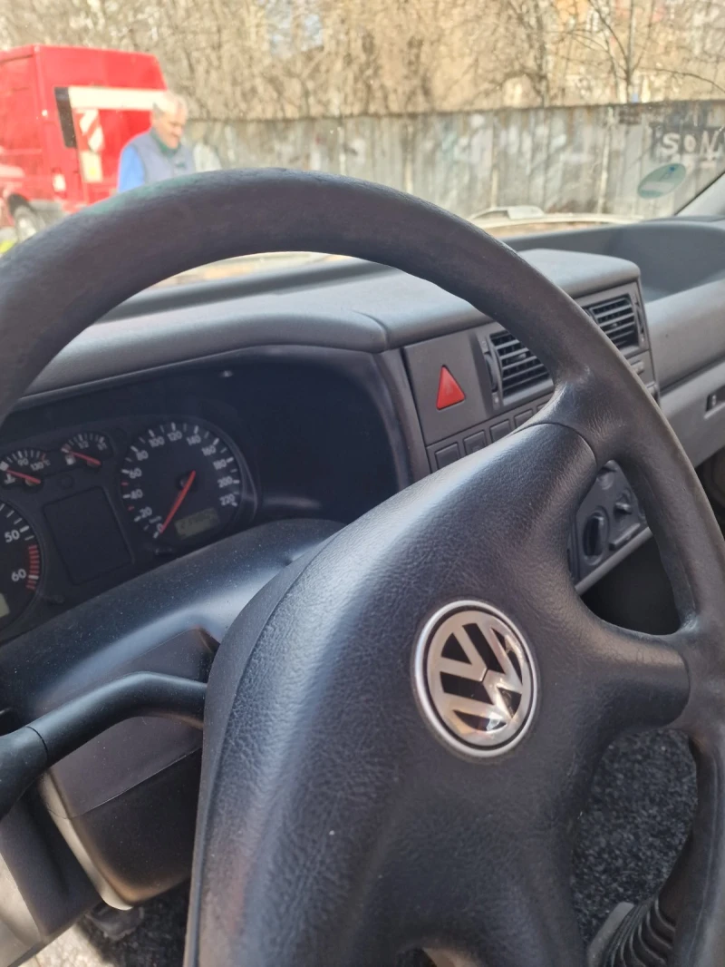 VW Transporter T4 - 2.0, снимка 7 - Бусове и автобуси - 44892068