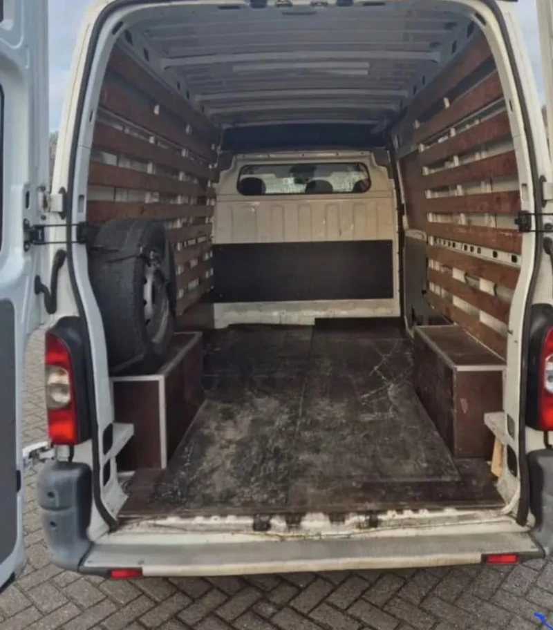 Renault Master DCI115, снимка 12 - Бусове и автобуси - 49583221