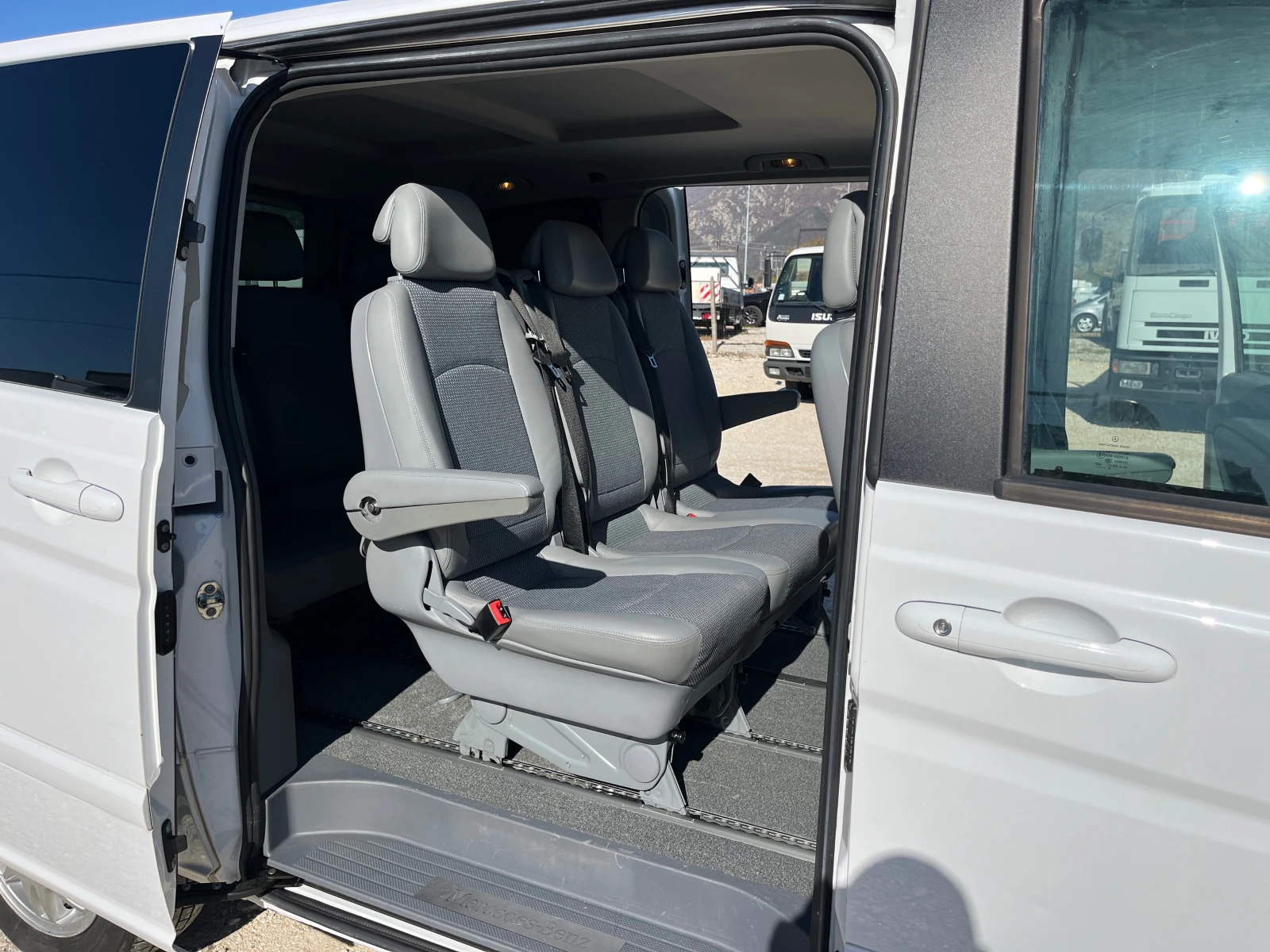 Mercedes-Benz Vito VIANO 2.2 CDI 8-места - изображение 10