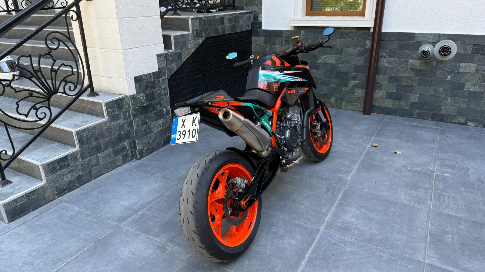 Ktm Duke 890 R + tech pack & track pack - изображение 5