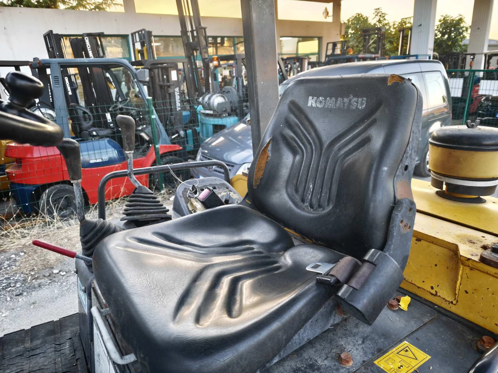 Челен товарач Komatsu WL30 НОВ ВНОС ЯПОНИЯ, снимка 6 - Индустриална техника - 56014228