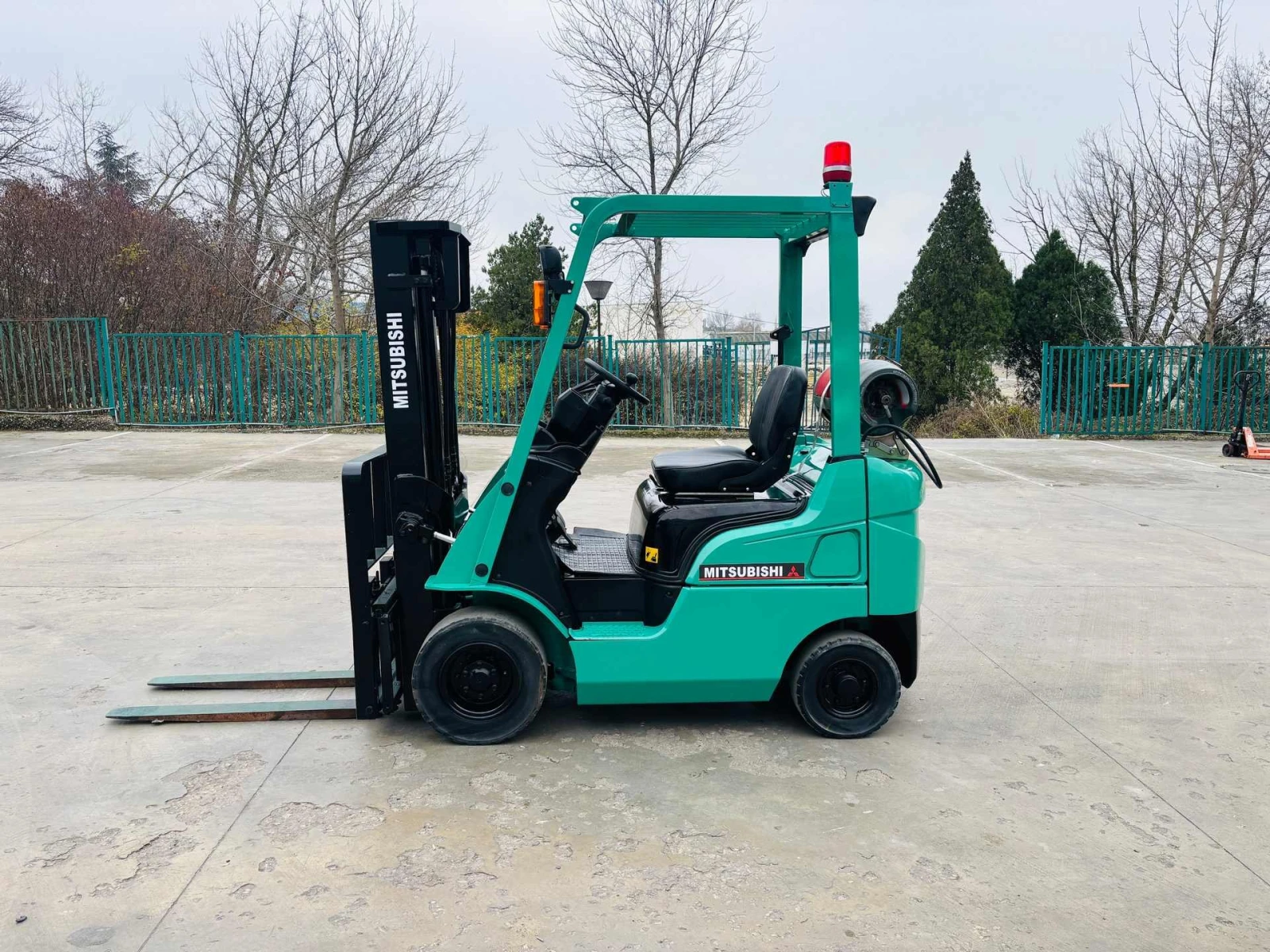 ������� Mitsubishi ������� ����������, ������� | Mobile.bg � ����������� 1