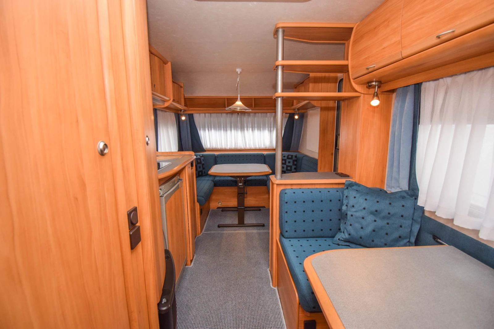 Каравана Adria Adiva, снимка 5 - Каравани и кемпери - 53919232