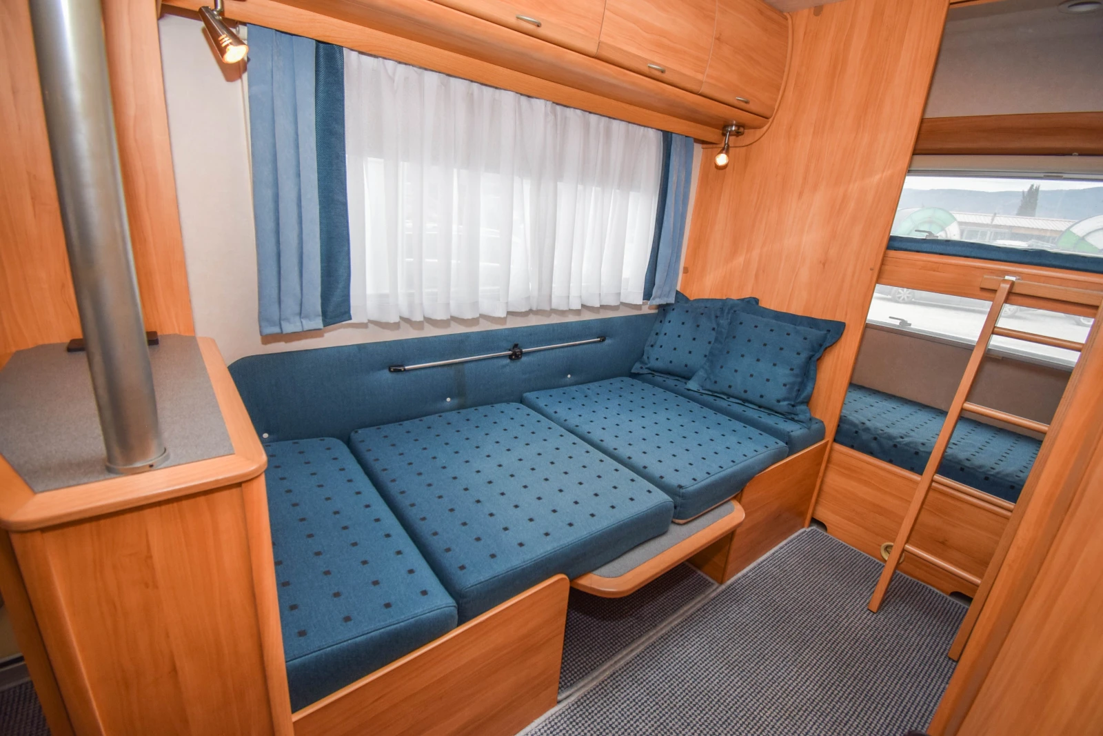 Каравана Adria Adiva, снимка 15 - Каравани и кемпери - 53919232