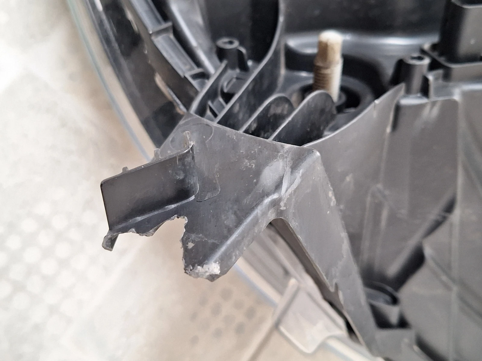 Renault Captur преден ляв 2017 - 2019(Facelift) 260603859R, снимка 4 - Части - 53766592