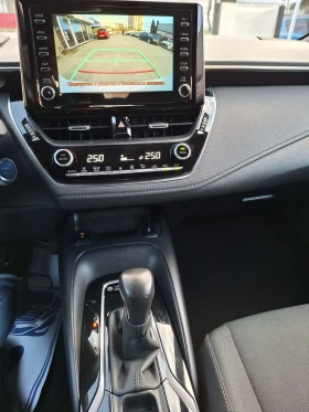 Toyota Corolla 1.8 Hybrid Гаранция, снимка 11