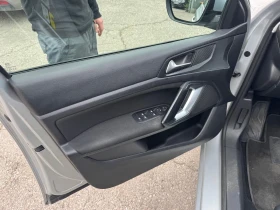 Peugeot 308 LED* NAVI* 1.6hdi 120hp* 3.2016* euro 6b* LEASING, снимка 9