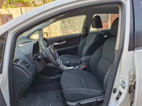 Toyota Auris 1.6i/НАВИ/6СК/2012/194000км, снимка 7